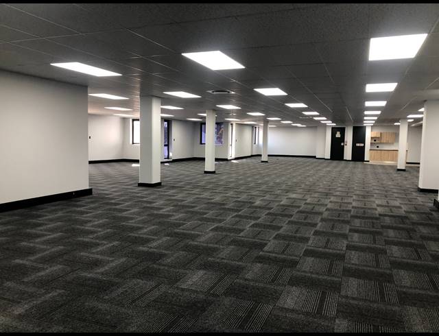 271M² RETAIL TO LET IN ROSEBANK